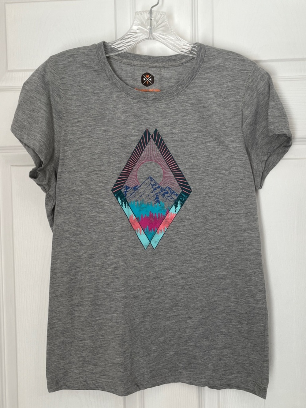 Mountain and Isles Womens Gray Mountain Graphic Crew Neck Short Sleeve T-Shirt L